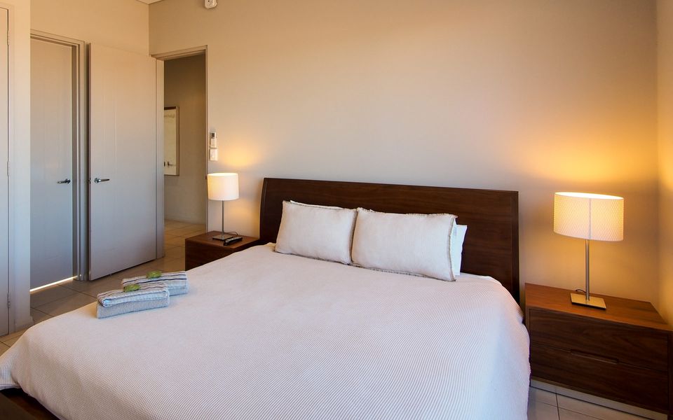 21 Corella Court – Pool and Jetty (Max 8m)