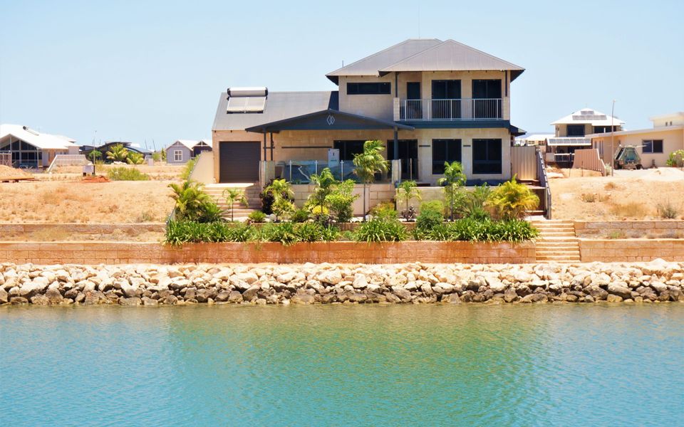 27 Corella Court – Pool