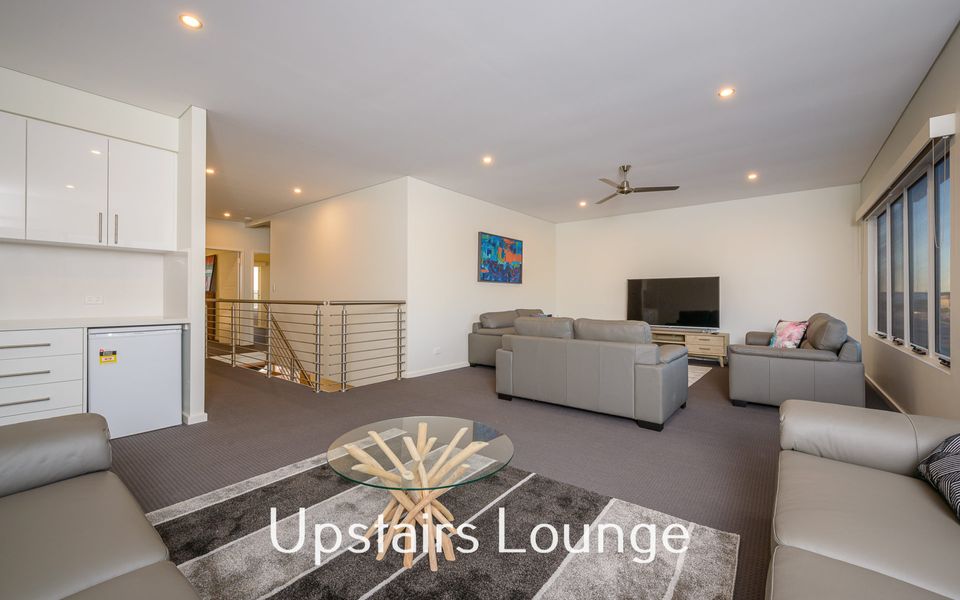 32 Corella Court – Covered Pool and Jetty (Max 15m)