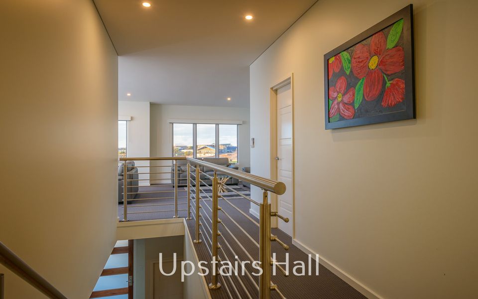 32 Corella Court – Covered Pool and Jetty (Max 15m)