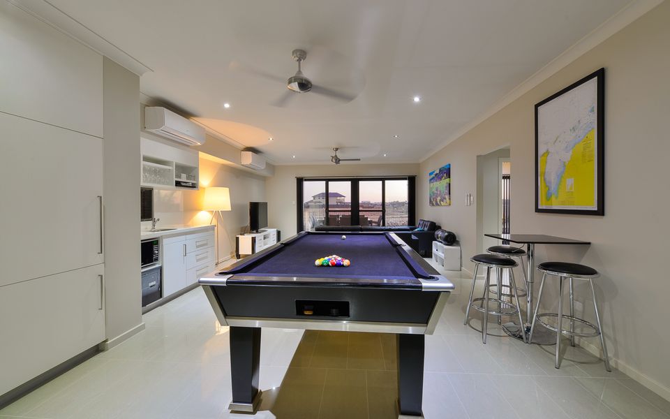 33 Inggarda Lane – 4 Person Spa and Jetty (Max 12m)