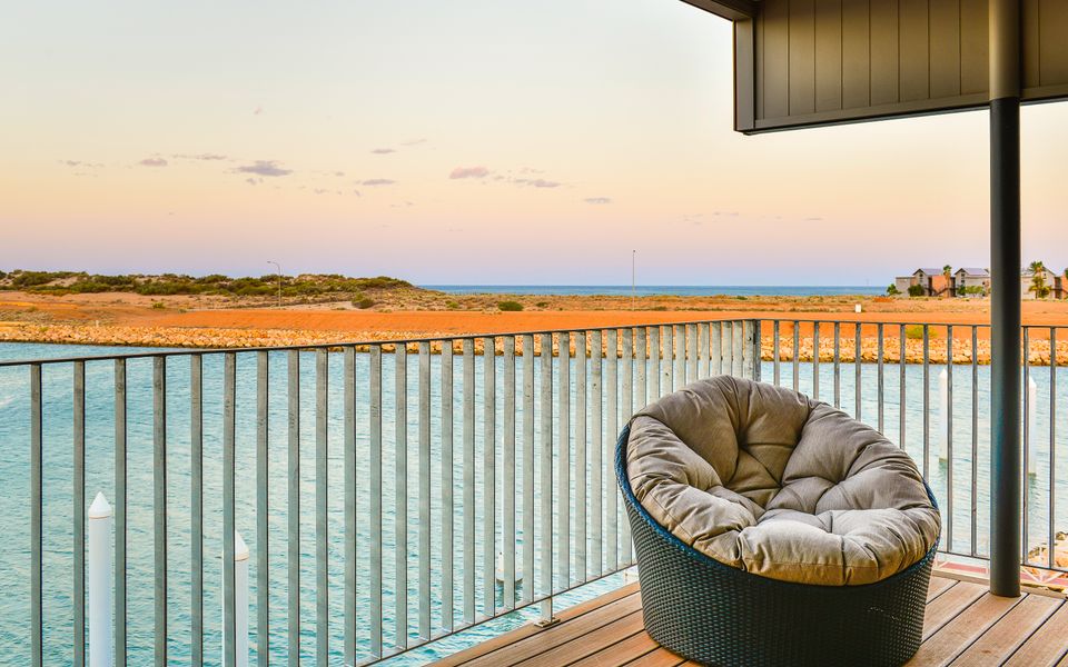 33 Inggarda Lane – 4 Person Spa and Jetty (Max 12m)