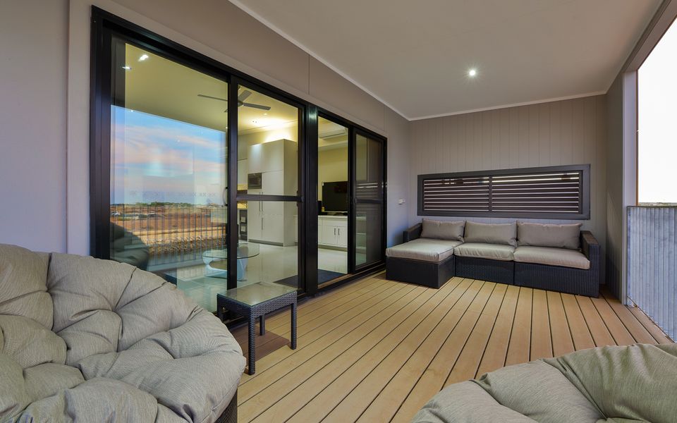 33 Inggarda Lane – 4 Person Spa and Jetty (Max 12m)