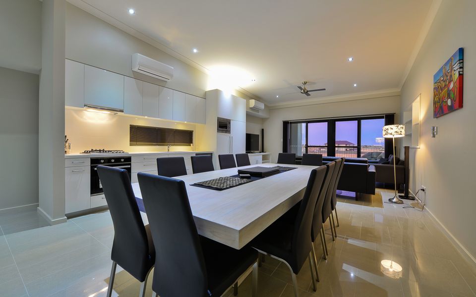 33 Inggarda Lane – 4 Person Spa and Jetty (Max 12m)