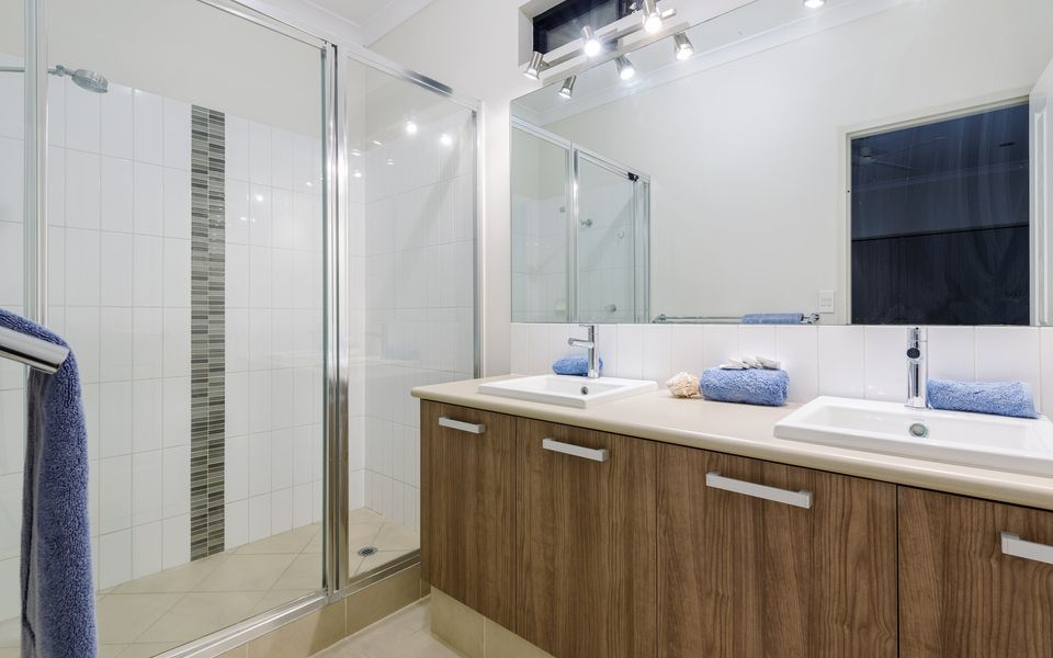 34 Gnulli Court – Pool and Jetty (Max 15m)