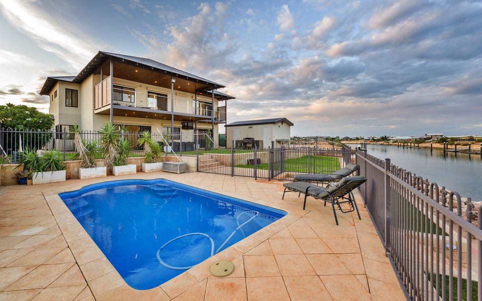 34 Gnulli Court – Pool and Jetty (Max 15m)