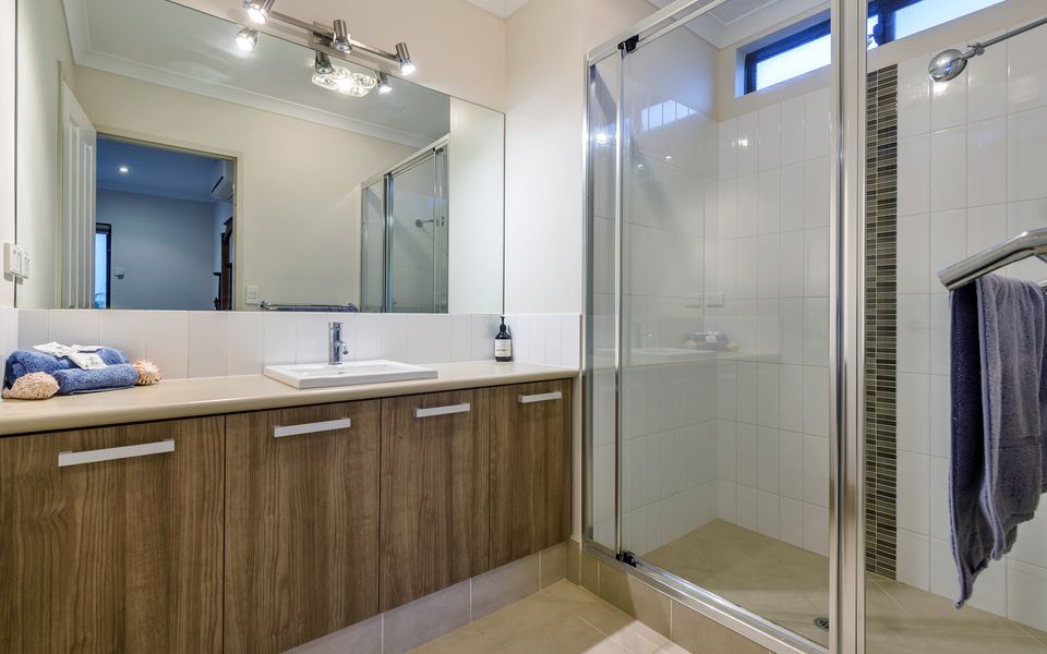 34 Gnulli Court – Pool and Jetty (Max 15m)