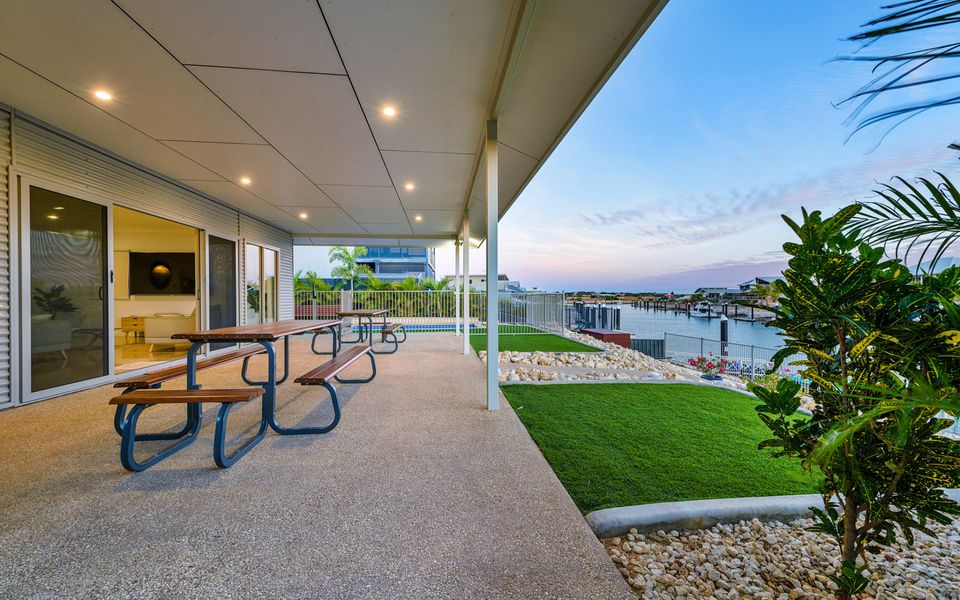 4 Corella Court – Pool and Jetty (12m max)