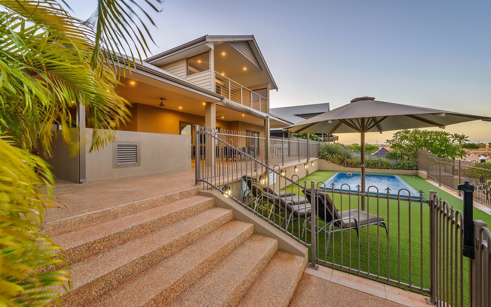 5 Kestrel Place – Pool and Jetty (Max 9m)