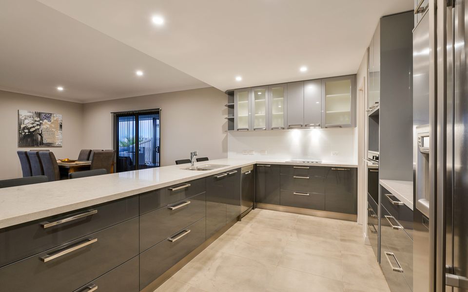 5 Kestrel Place – Pool and Jetty (Max 9m)