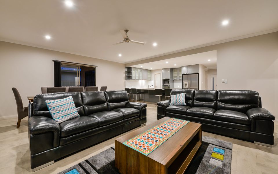 5 Kestrel Place – Pool and Jetty (Max 9m)