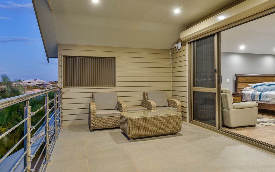 5 Kestrel Place – Pool and Jetty (Max 9m)