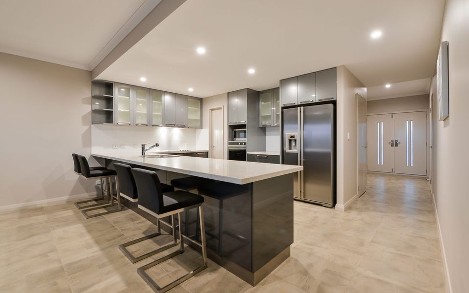 5 Kestrel Place – Pool and Jetty (Max 9m)