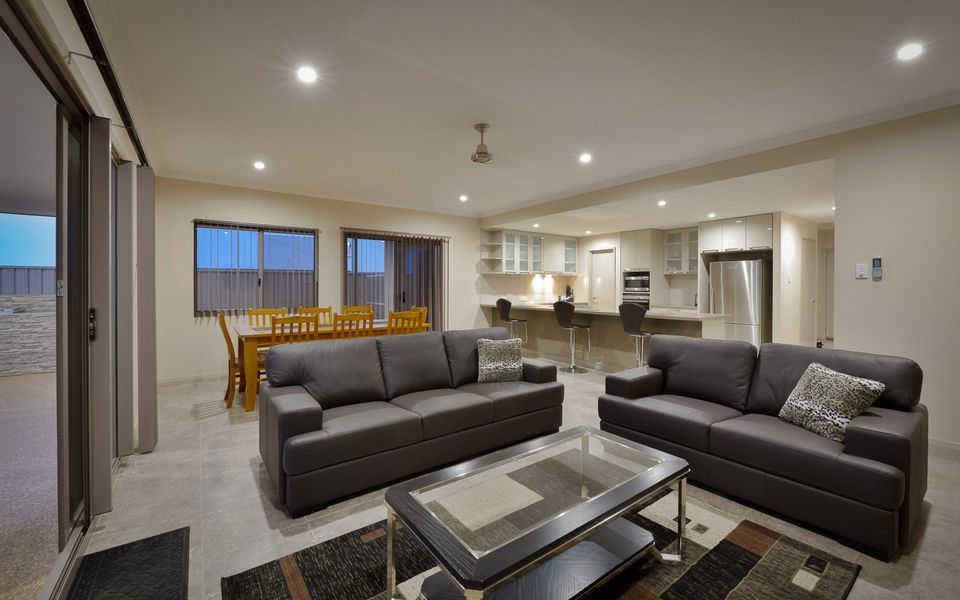 7 Kestrel Place – Pool and Jetty (Max 9m)