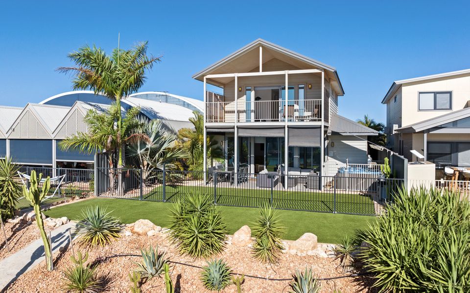 108 Madaffari Drive – 4 Person Spa