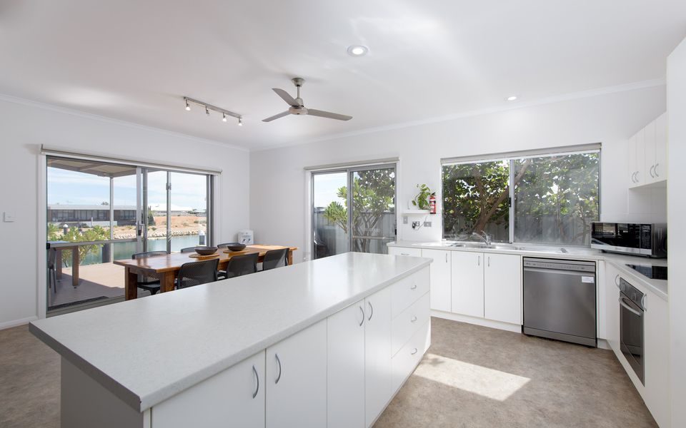 78 Madaffari Drive – Covered Pool and Jetty (Max 15m)