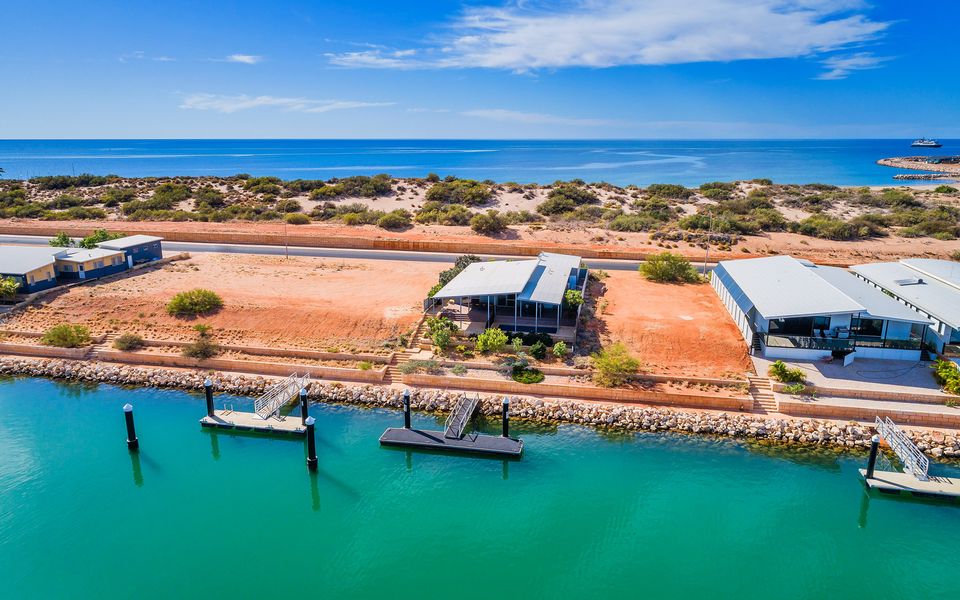 78 Madaffari Drive – Covered Pool and Jetty (Max 15m)