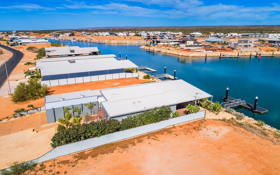 78 Madaffari Drive – Covered Pool and Jetty (Max 15m)