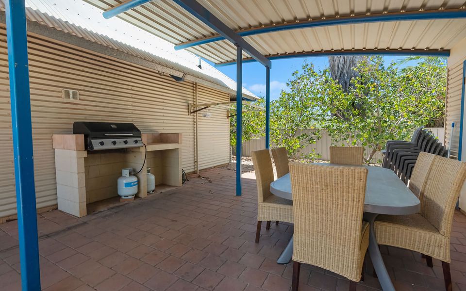 Osprey Holiday Village Unit 102