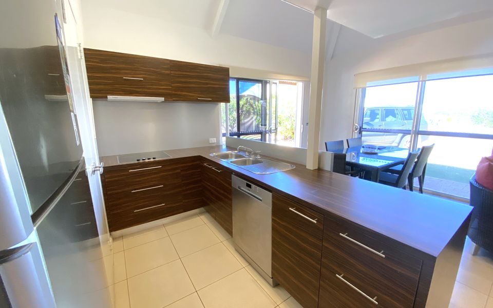 Osprey Holiday Village Unit 103/2 Bedroom