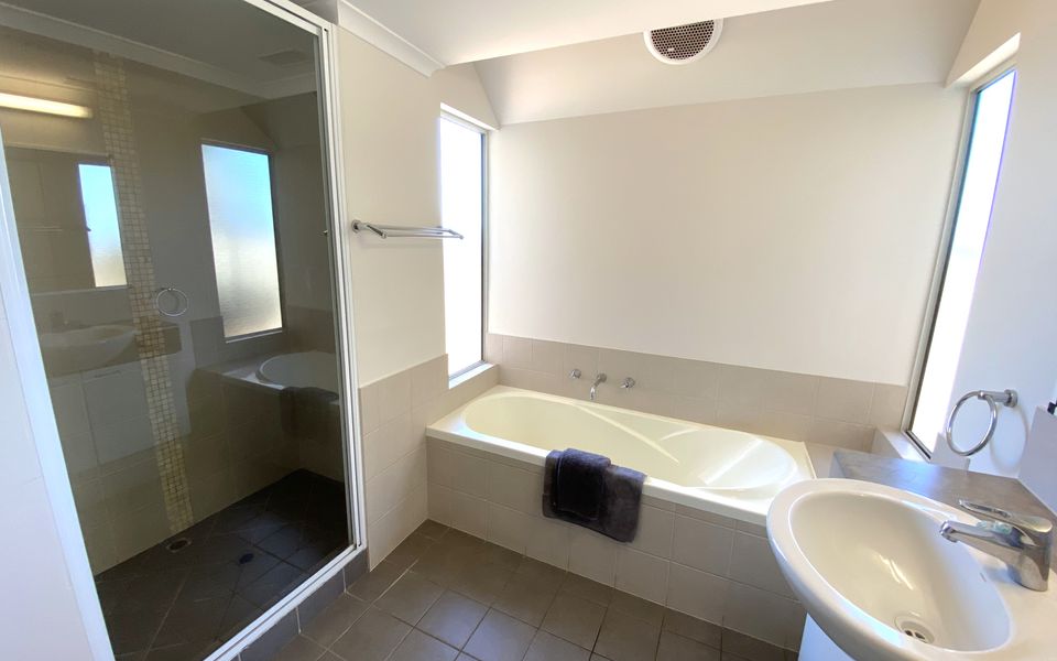 Osprey Holiday Village Unit 105