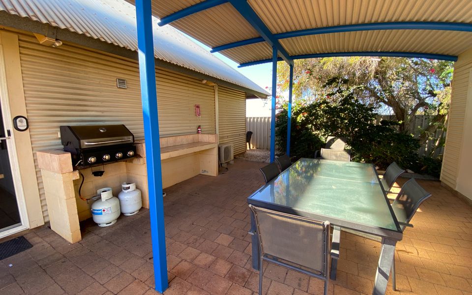 Osprey Holiday Village Unit 105