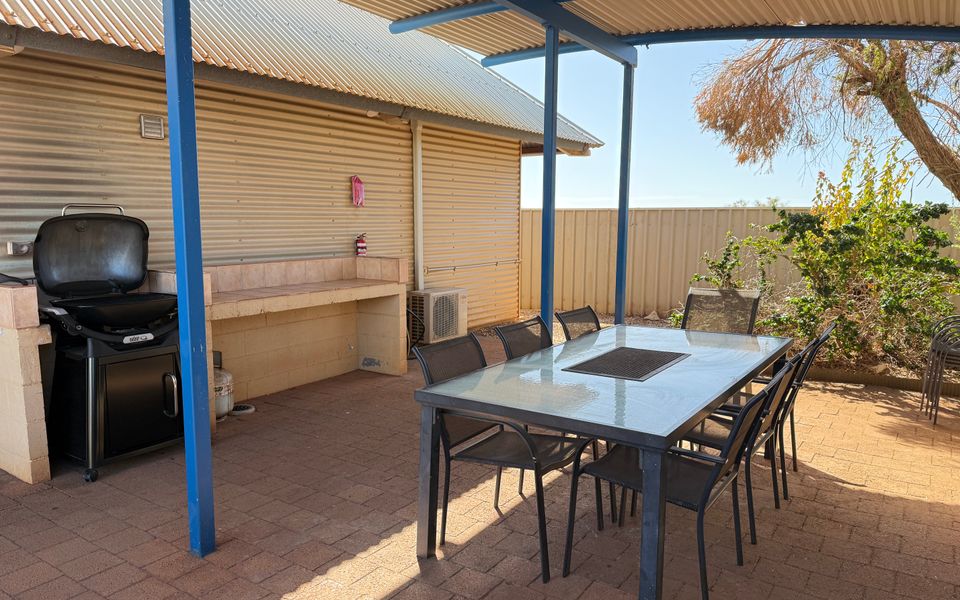 Osprey Holiday Village Unit 105