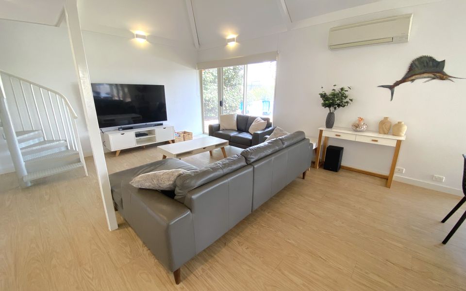 Osprey Holiday Village Unit 106