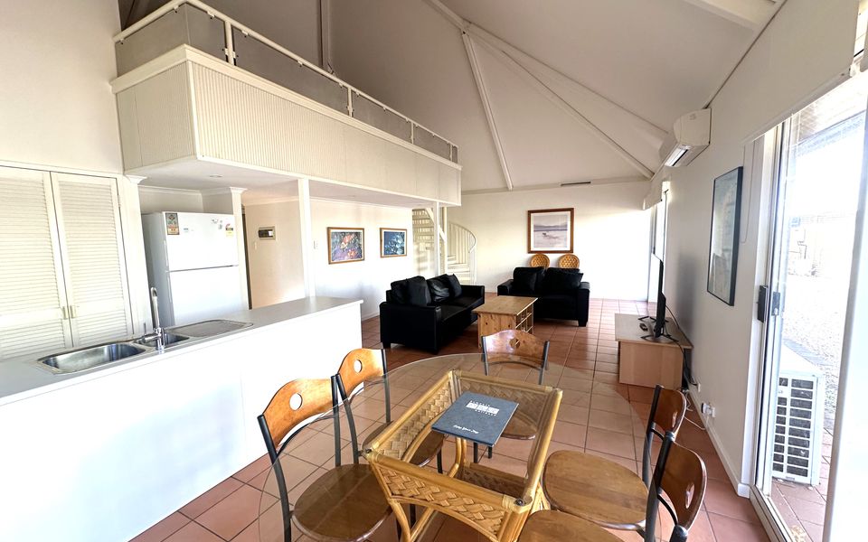 Osprey Holiday Village Unit 123