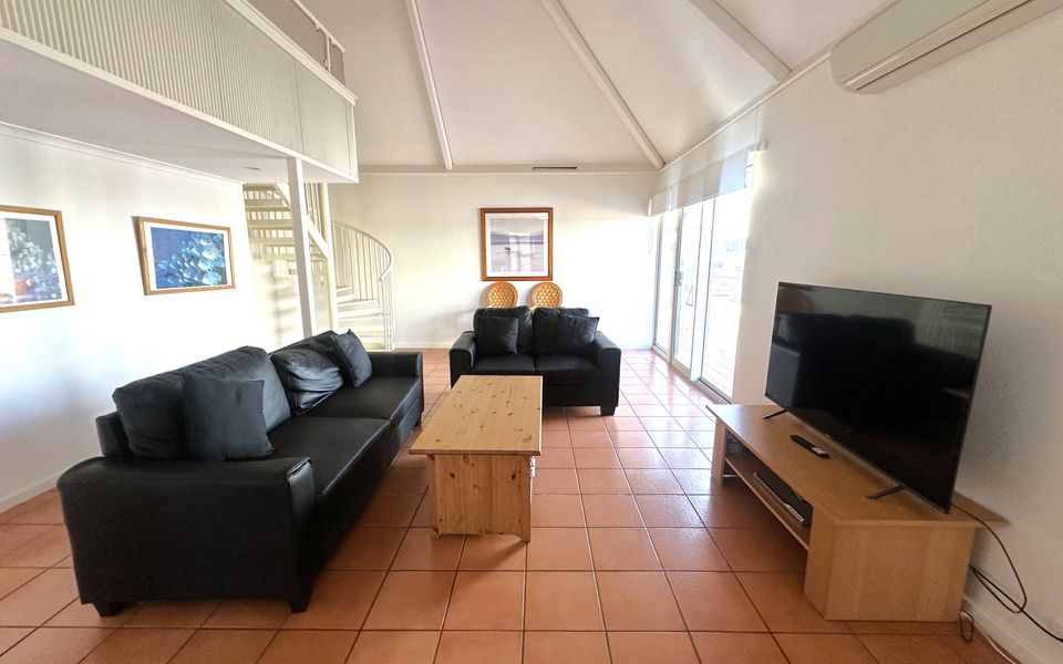 Osprey Holiday Village Unit 123