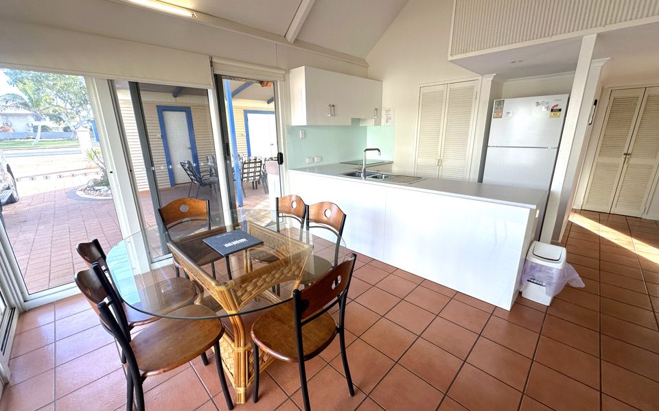 Osprey Holiday Village Unit 123