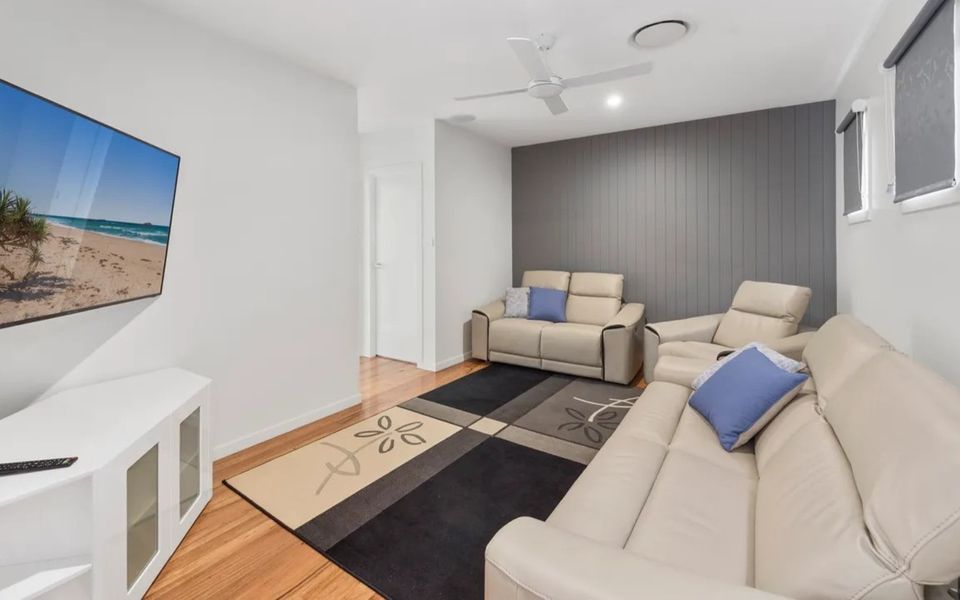 Pearls on Sapphire Beach