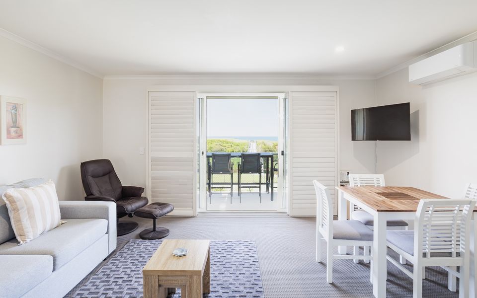 Shelly’s Misty Waves