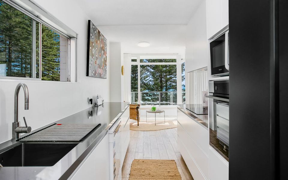 Rainbow Pacific Unit 9 Wi-Fi Included