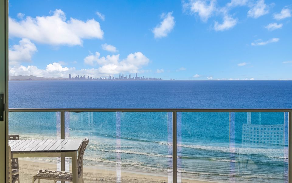 Reflections On The Sea Unit 1501