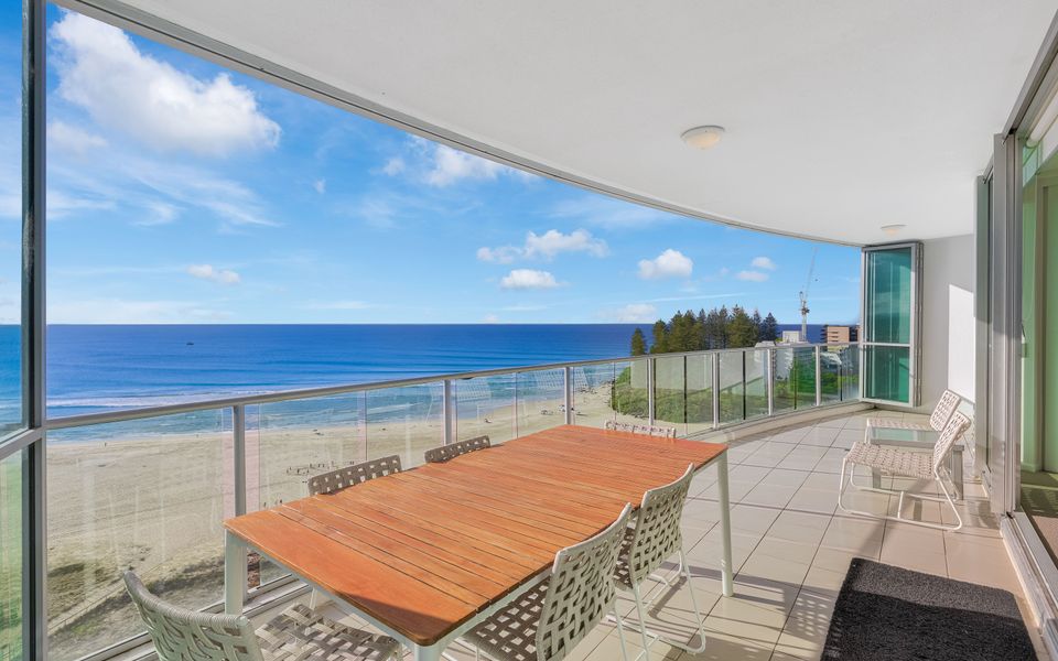 Reflections On The Sea Unit 1501a