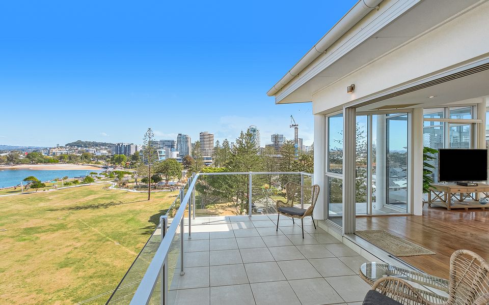 Nielsen on the Park Unit 6