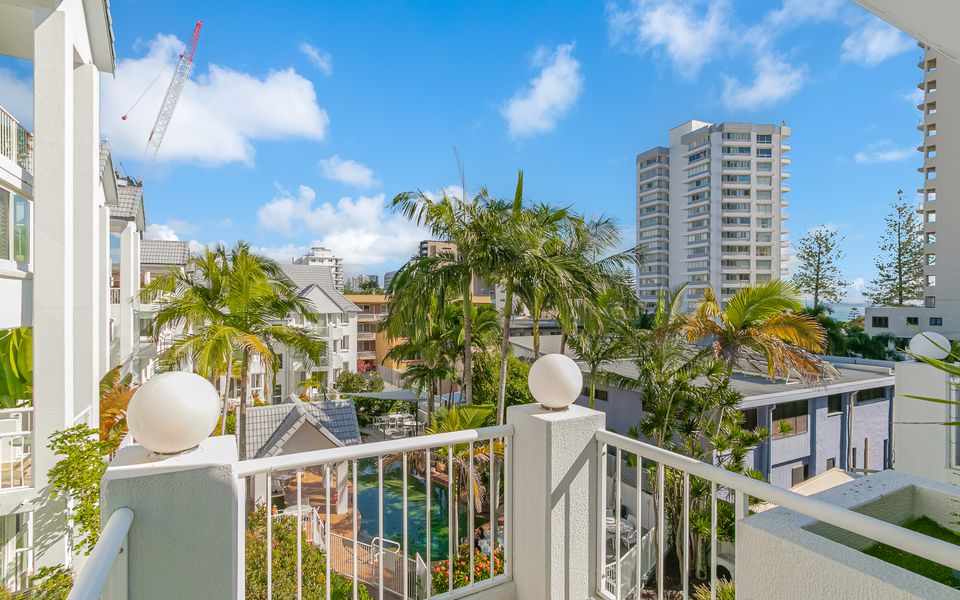 Bay Apartments Unit 35