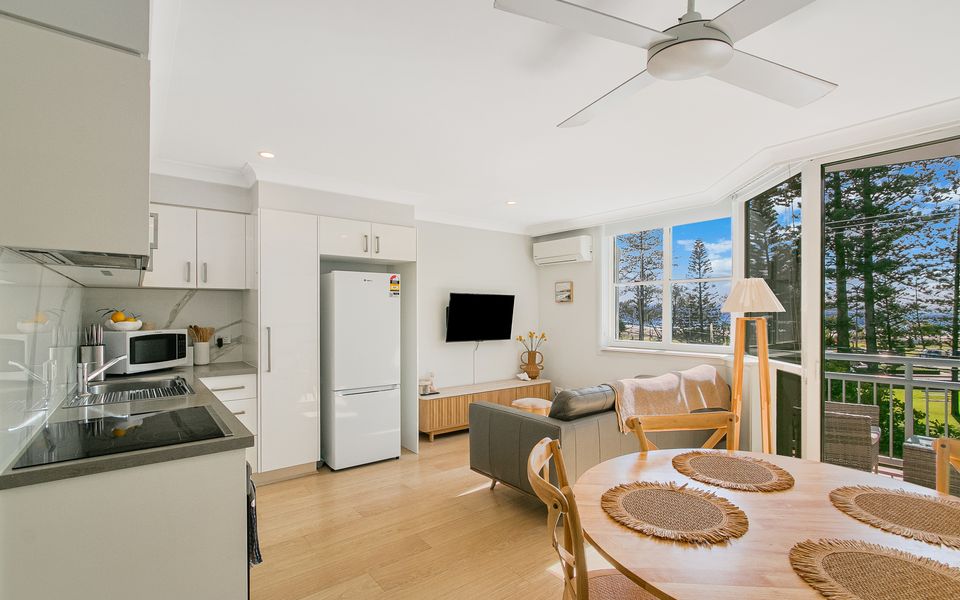 Kirra On The Beach Apartments Unit 304