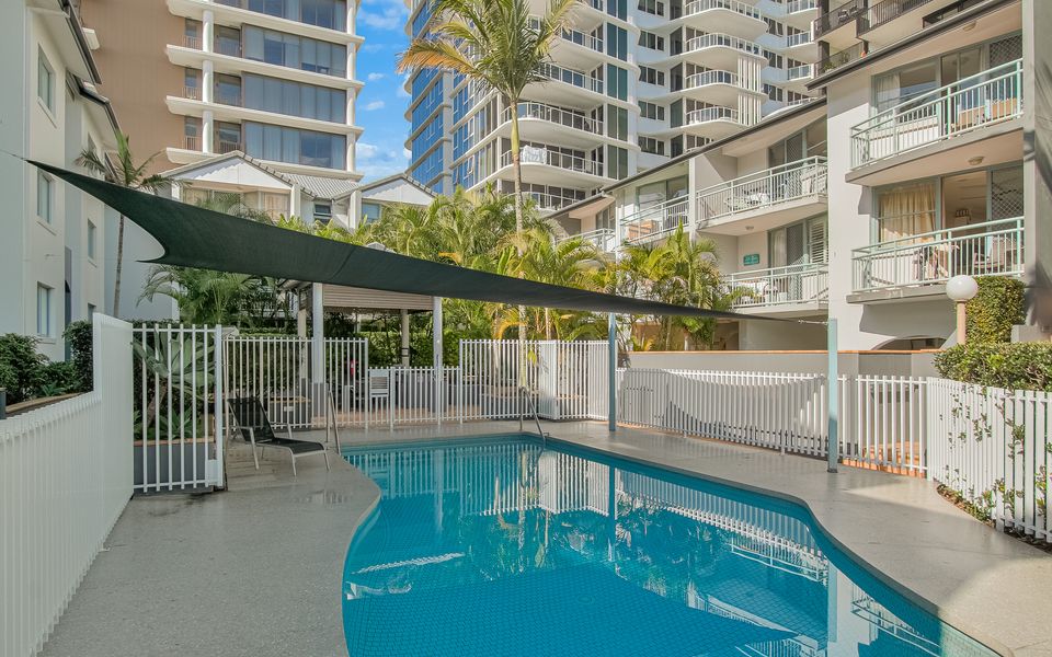 Kirra On The Beach Apartments Unit 304