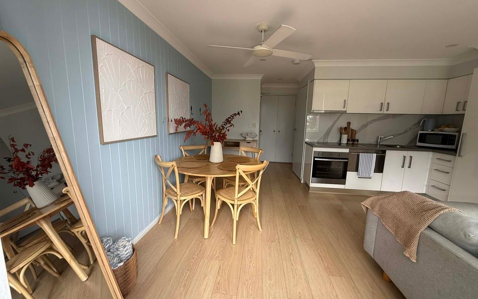Kirra On The Beach Apartments Unit 304