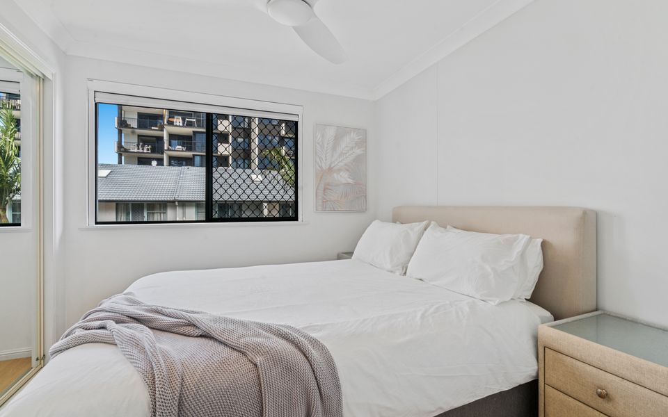 Kirra On The Beach Apartments Unit 304