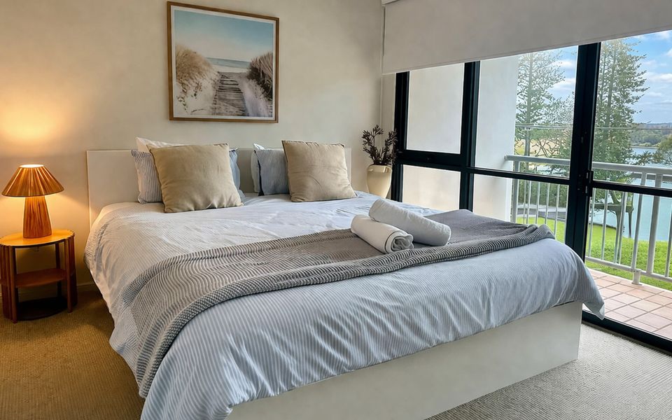 Kirra On The Beach Apartments Unit 304