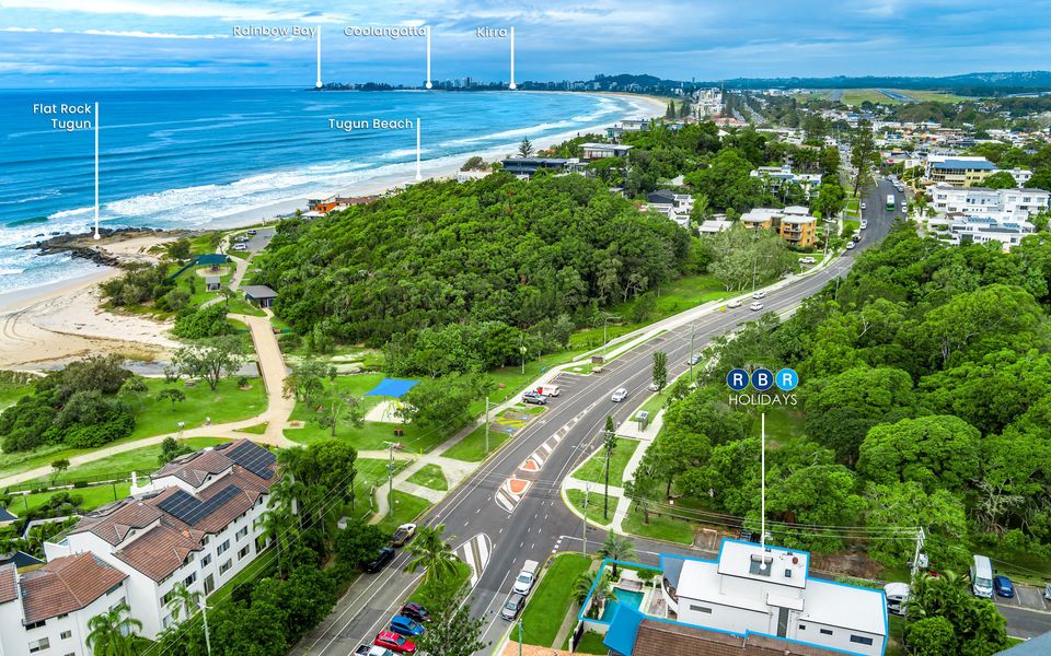 Luxurious Beachside Oasis with Ocean Views