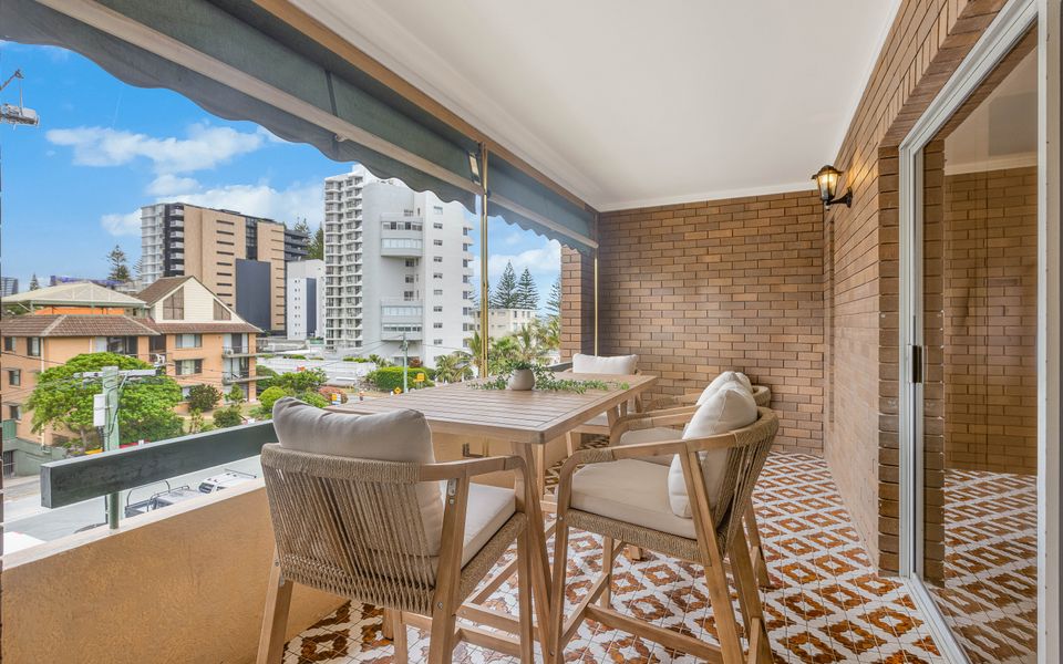 Rainbow Bay Beach Villa – Maybury 9