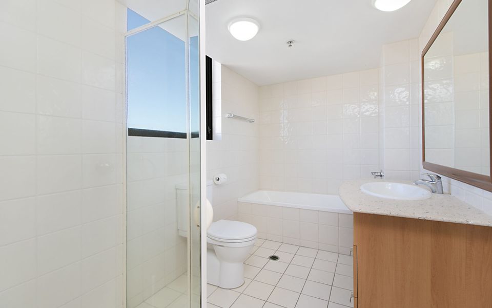 Calypso Tower Unit 807