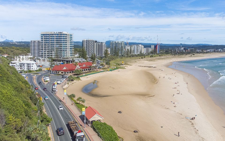 Kirra Vista Apartments Unit 18