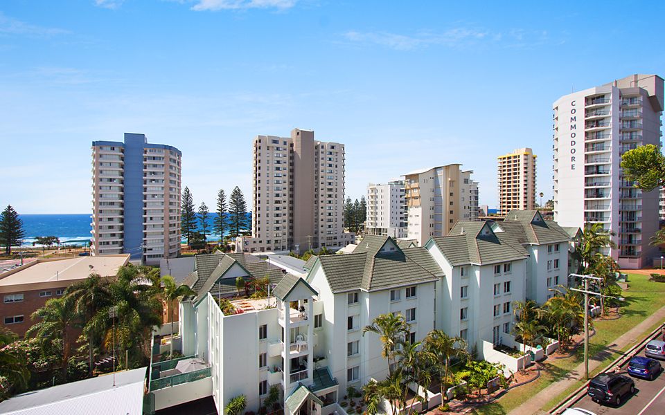 Bay Apartments Unit 10