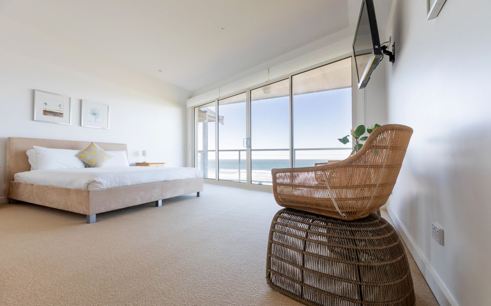 Bayview Beachfront Apartment