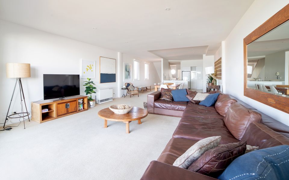 Bayview Beachfront Apartment